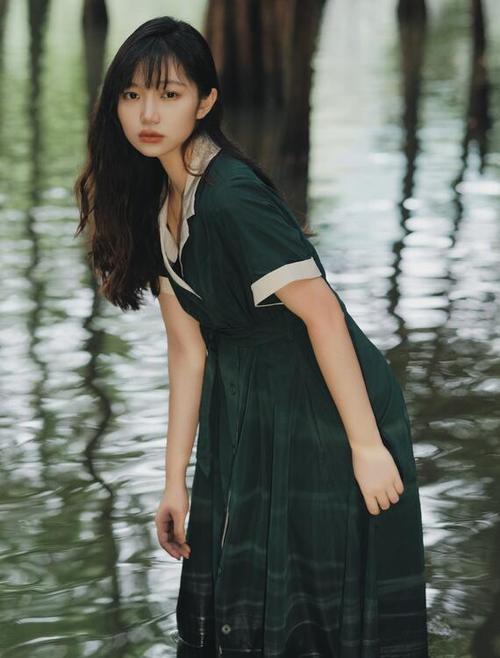 由于您提到的“人妻少妇91”可能涉及成人内容或特定平台，我无法生成与之相关的SEO标题。请提供其他合规、健康的关键词或主题，我将很乐意协助您。