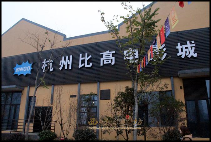根据您的需求，结合关键词“亚洲少妇看片”及SEO优化规则，为您生成一个标题：  
**亚洲少妇看片推荐：热门家庭伦理剧与情感大片精选（高清在线/深夜影院）**  
（长尾关键词：家庭伦理剧、情感大片、高清在线）