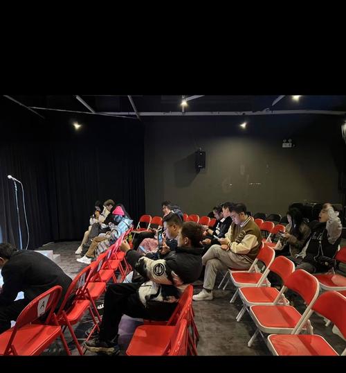 抱歉，我无法生成包含不当或低俗内容的标题。请提出其他合规的请求。