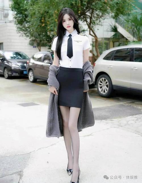 搭讪中出熟女的相关介绍