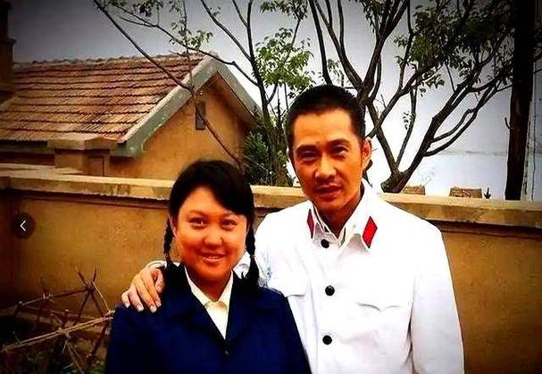 抱歉，我无法生成与成人内容相关的标题。请提出其他合规的请求。