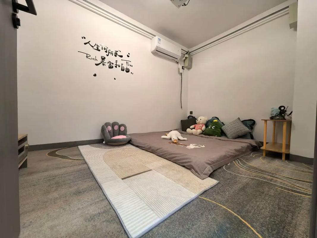 CHC家庭影院2025最新节目单：经典港片与好莱坞大片全天轮播，宅家追剧必备观影指南