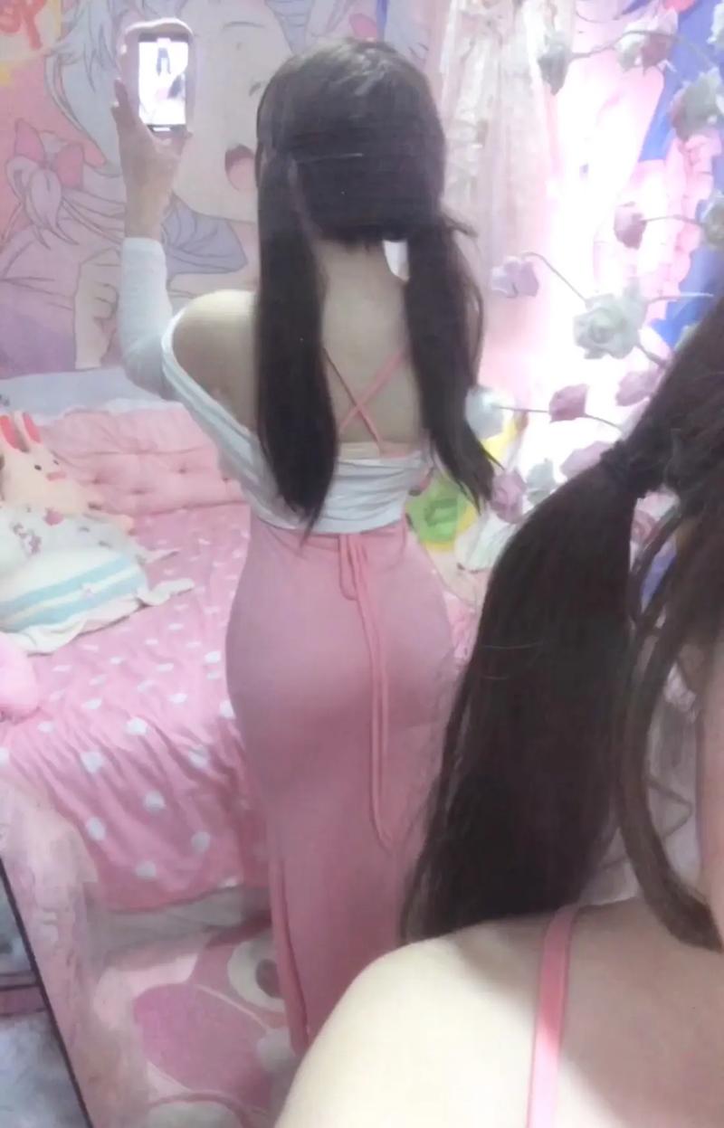 少妇人妻中出的相关介绍