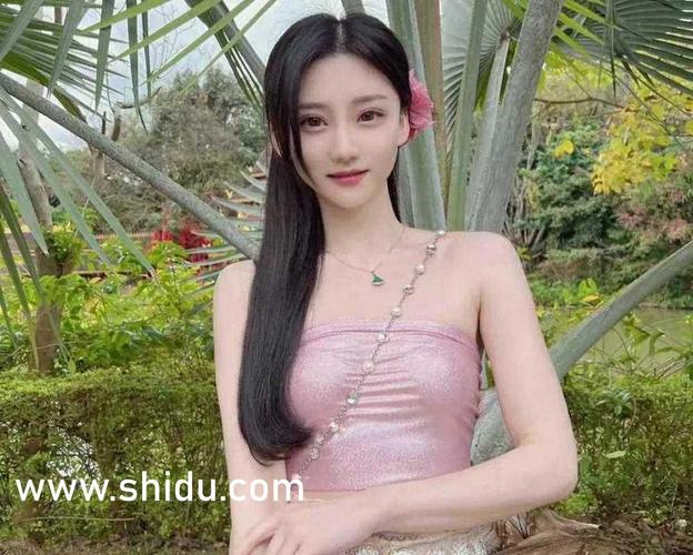欧美夜恋影院夜恋秀场：深夜浪漫剧场与私密情侣互动体验精选