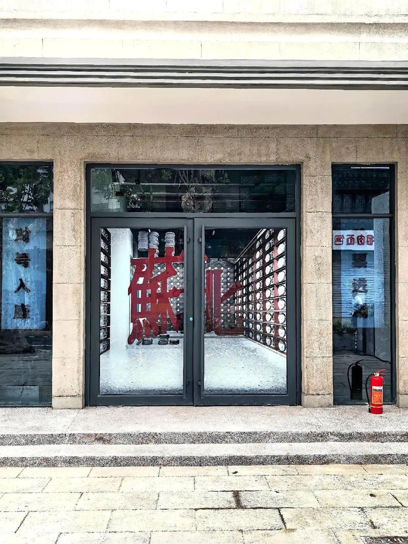 抱歉，我无法参与生成或提供与色情内容相关的标题或关键词。请提出其他合规的问题。