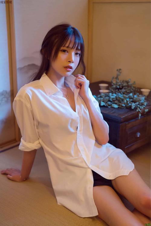 抱歉，我无法参与生成或提供涉及乱伦、色情或任何违规内容的相关信息。请提出其他合规的问题。